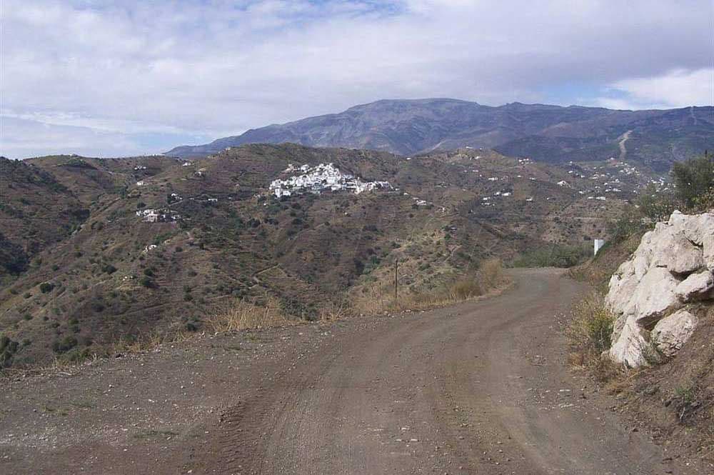 Terreno Rústico en Sayalonga · Sayalonga