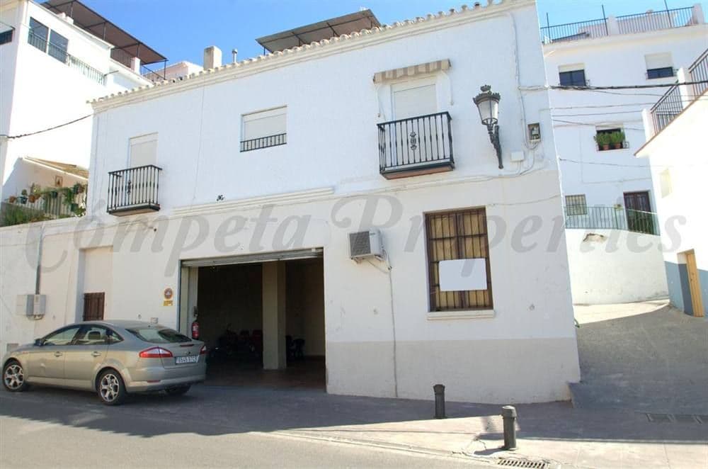 Bedrijfspand in Torrox · Torrox