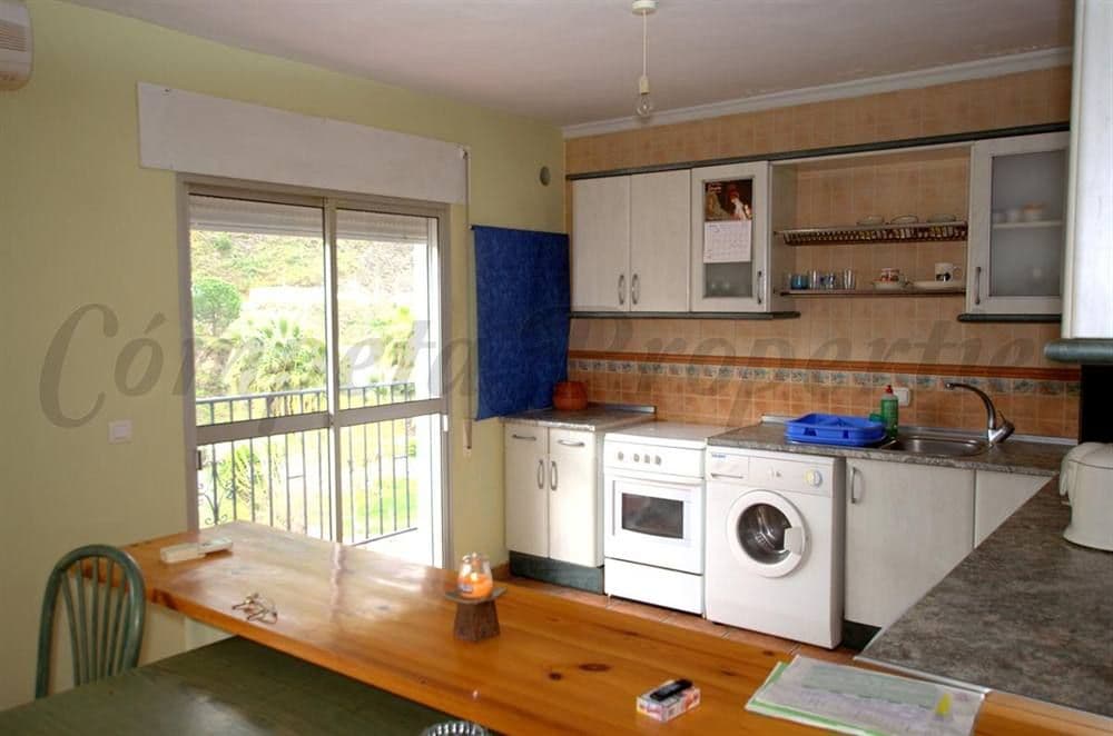 Foto 3 de 14 — Apartamento en Cómpeta · Cómpeta