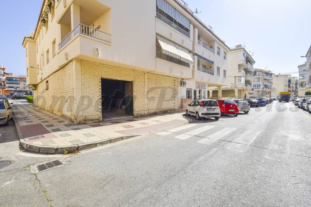 Foto 1 von 8 — Gewerbeimmobilie in Nerja · Nerja