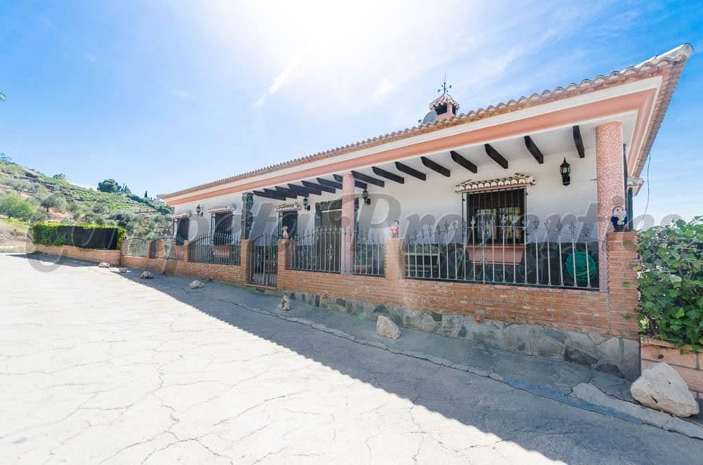 Casa de Campo en Sayalonga · Sayalonga