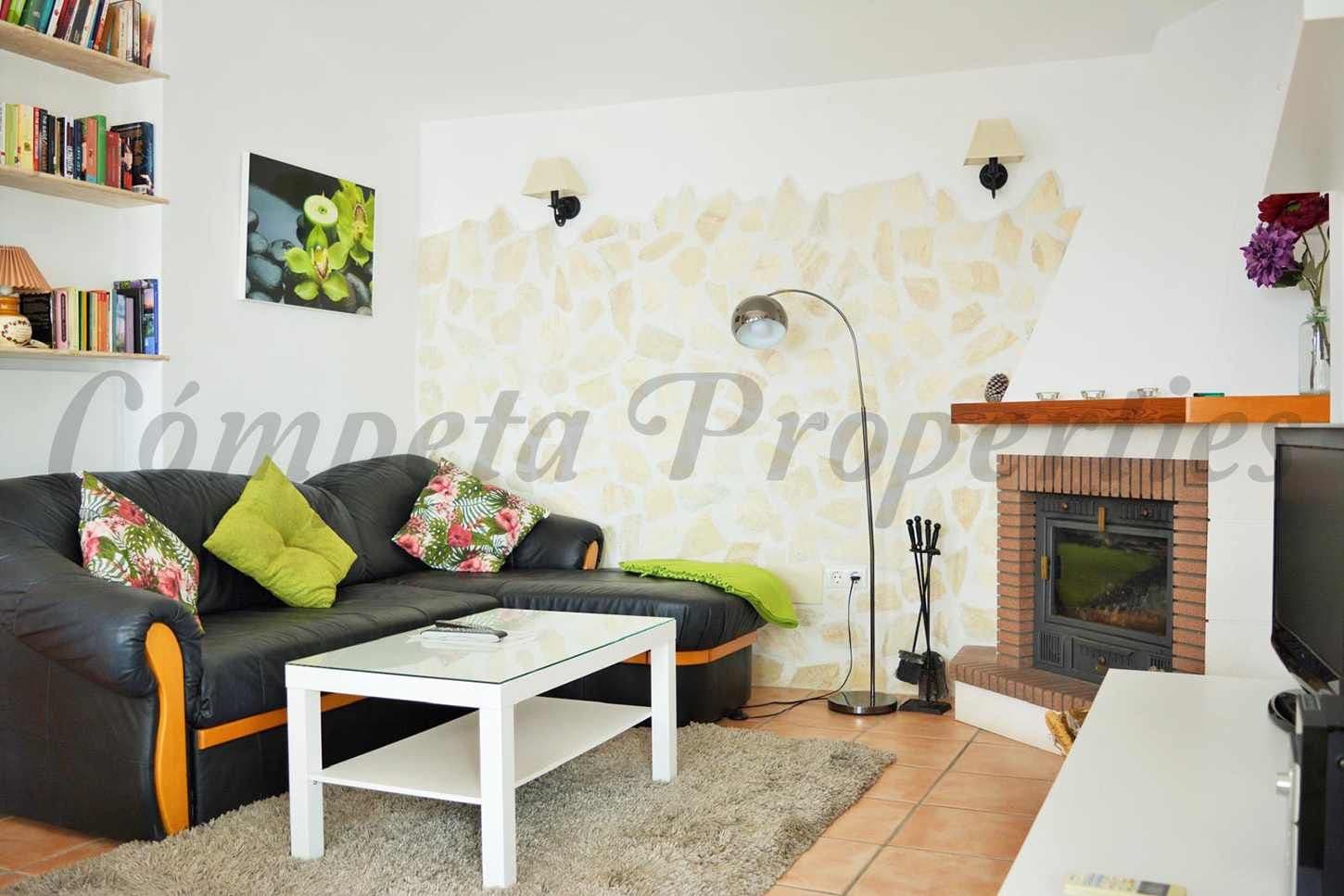 Photo 3 of 10 — Country House in Torrox · Torrox