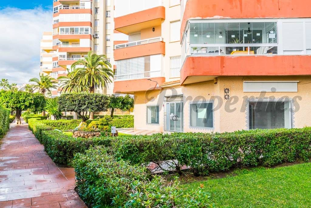 Bedrijfspand in Torrox-Costa · Torrox-Costa