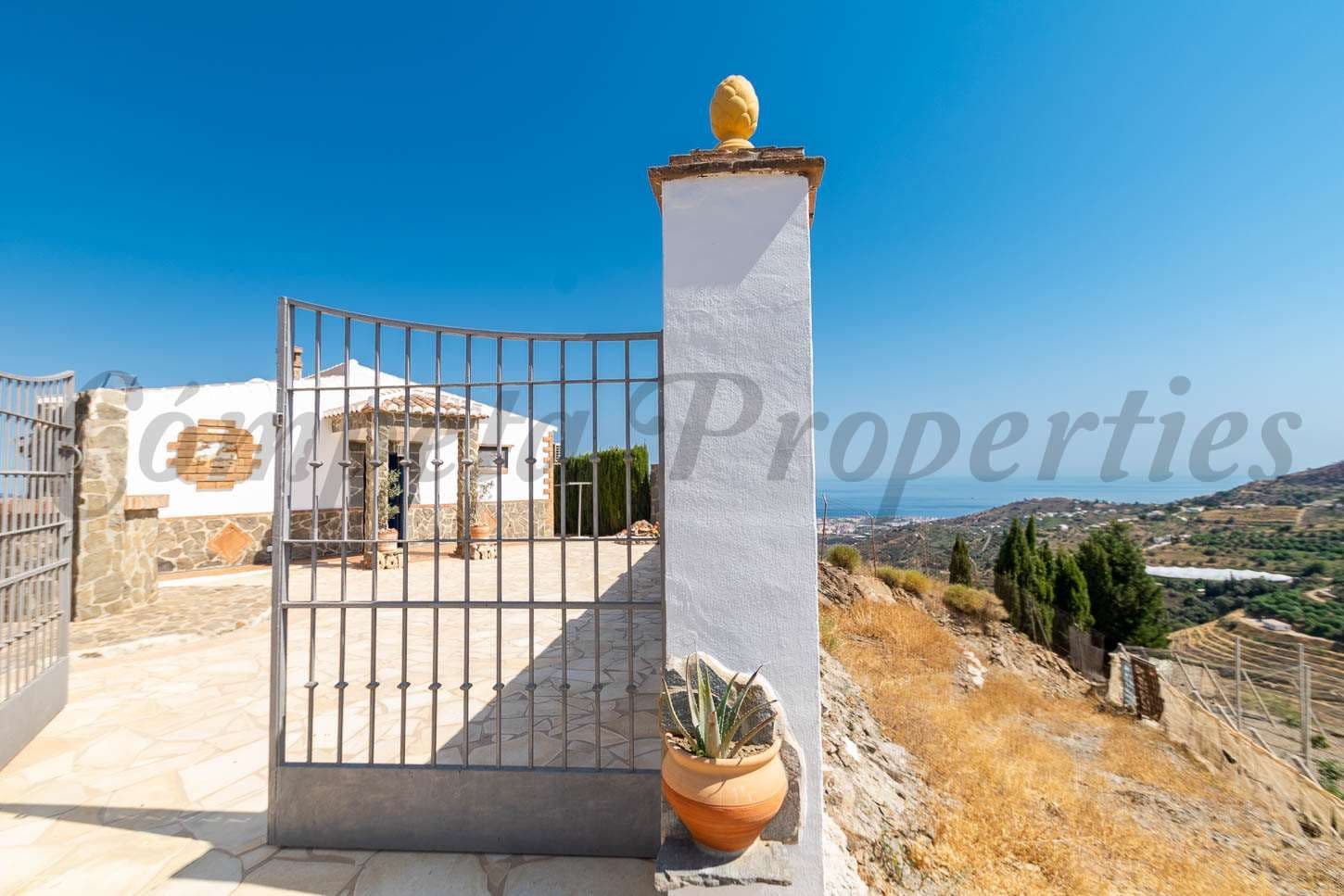 Foto 3 van 21 — Landhuis in Torrox · Torrox