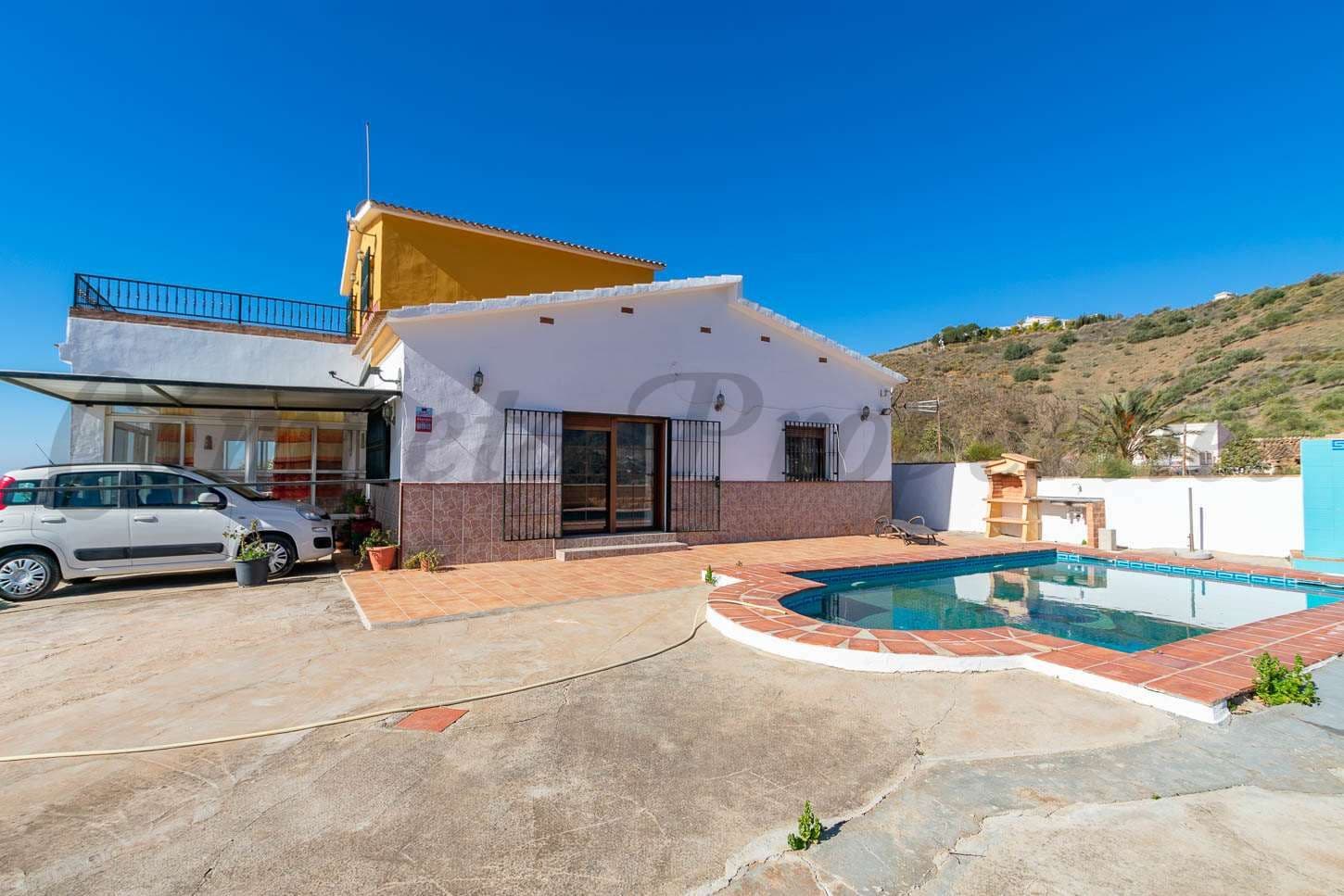 Casa de Campo en Árchez · Árchez