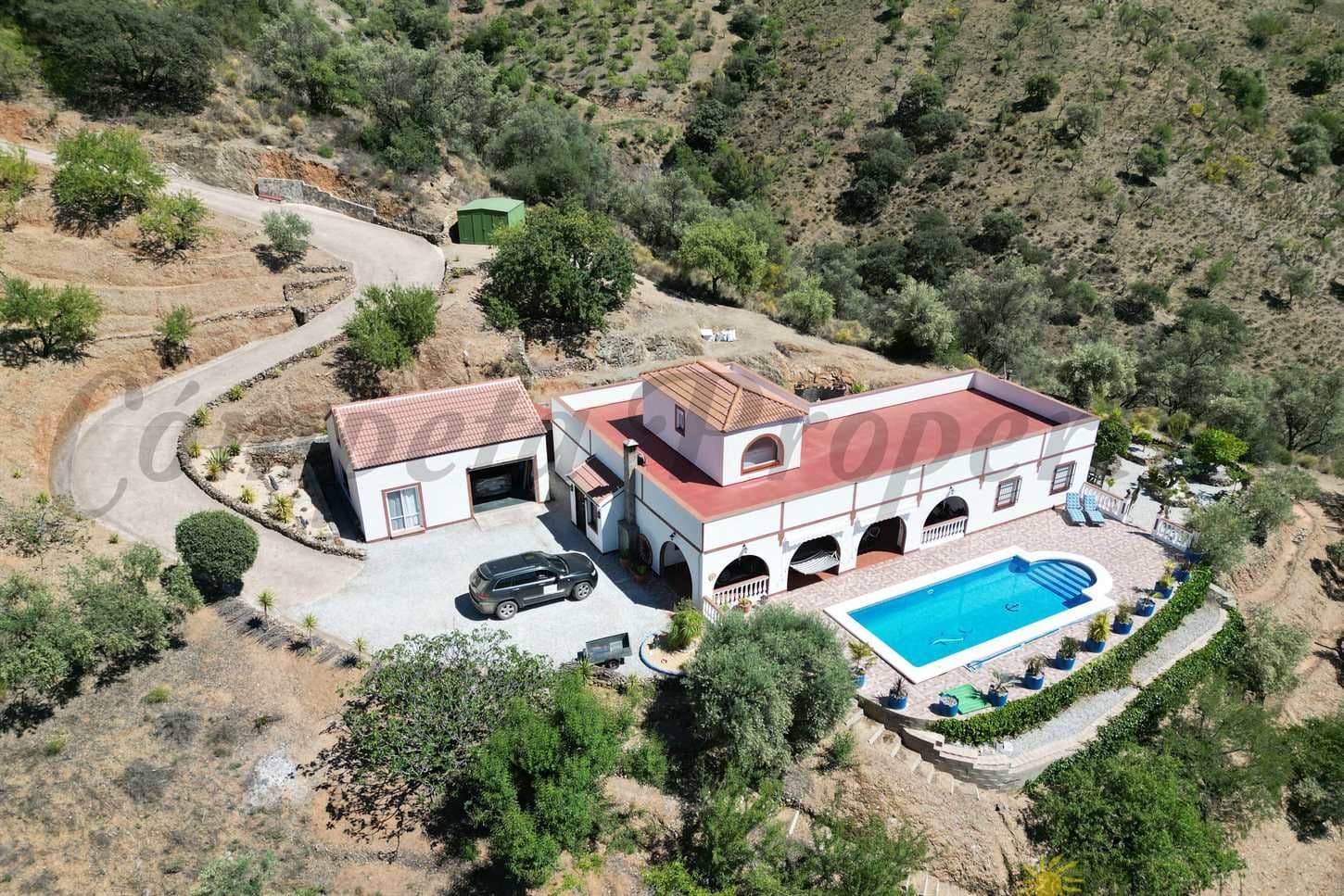 Casa de Campo en Sedella · Sedella