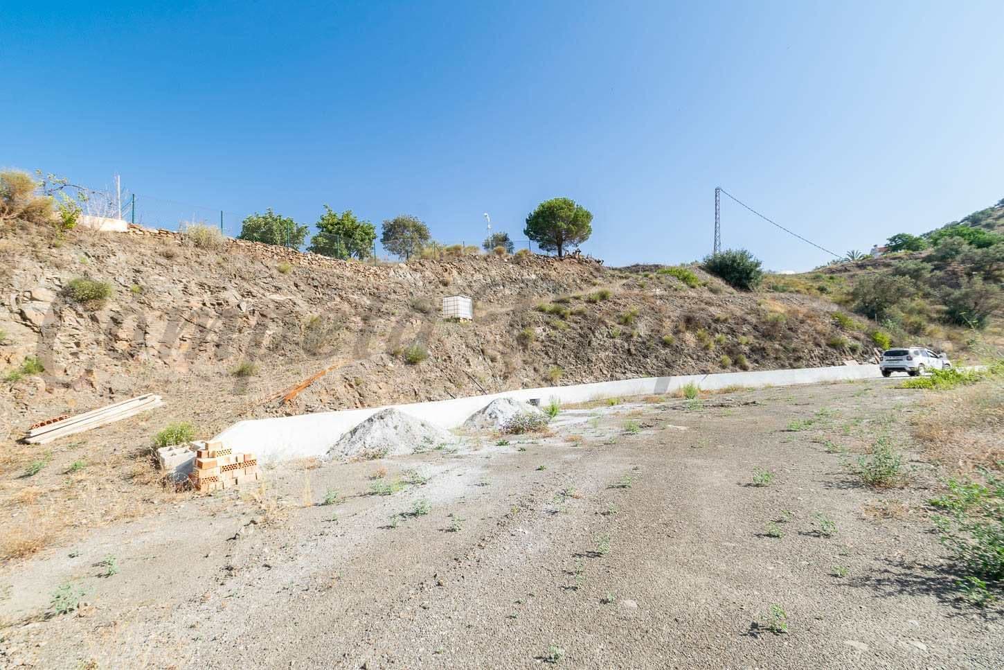 Foto 3 van 13 — Landelijk Terrein in Torrox · Torrox