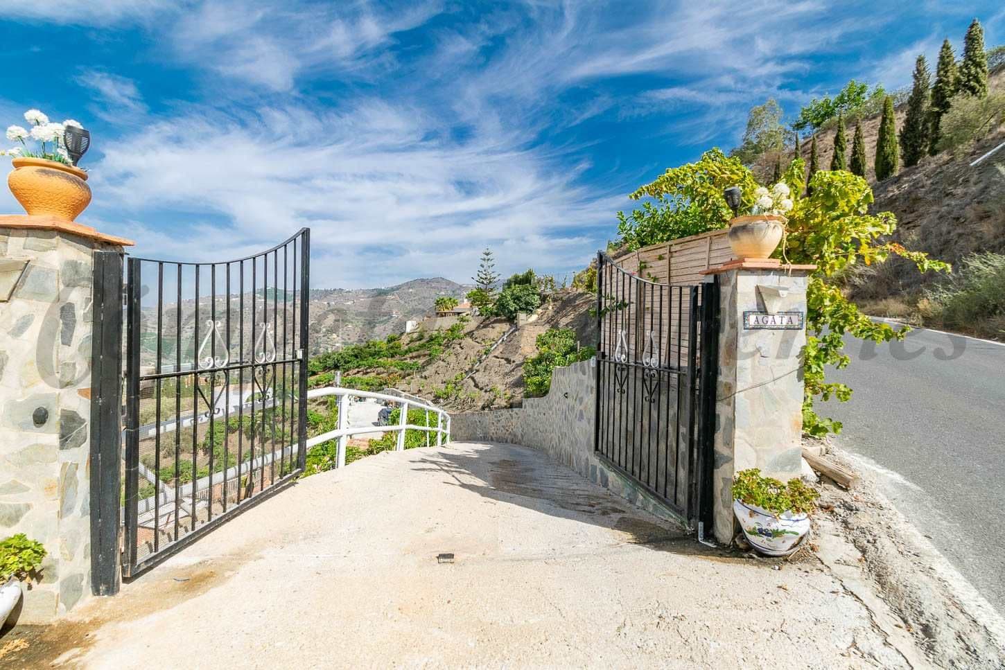 Foto 3 de 22 — Casa de Campo en Torrox · Torrox