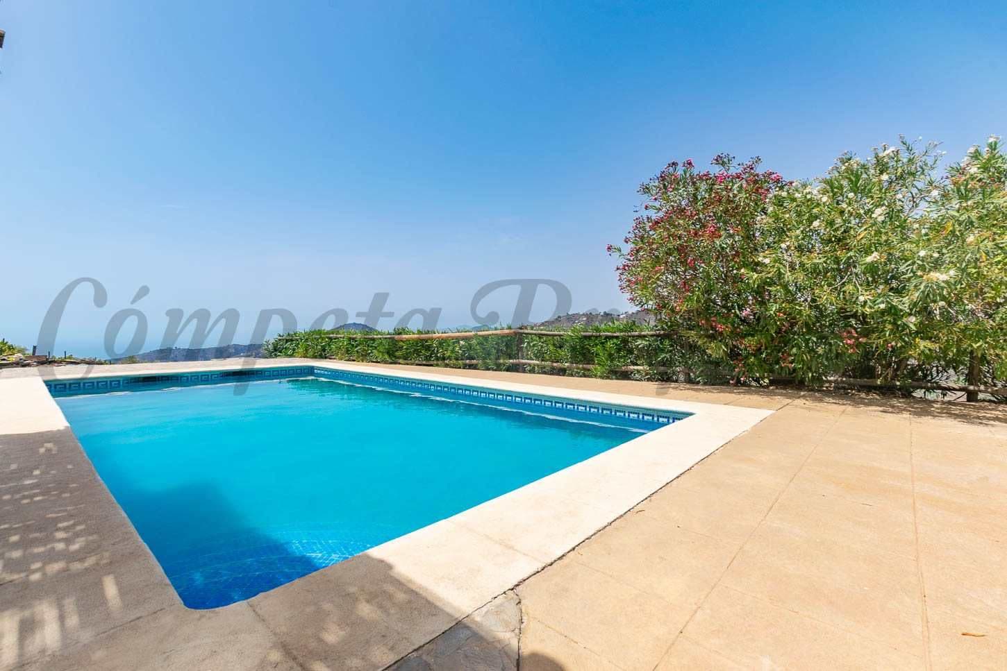 Foto 3 van 22 — Landhuis in Torrox · Torrox