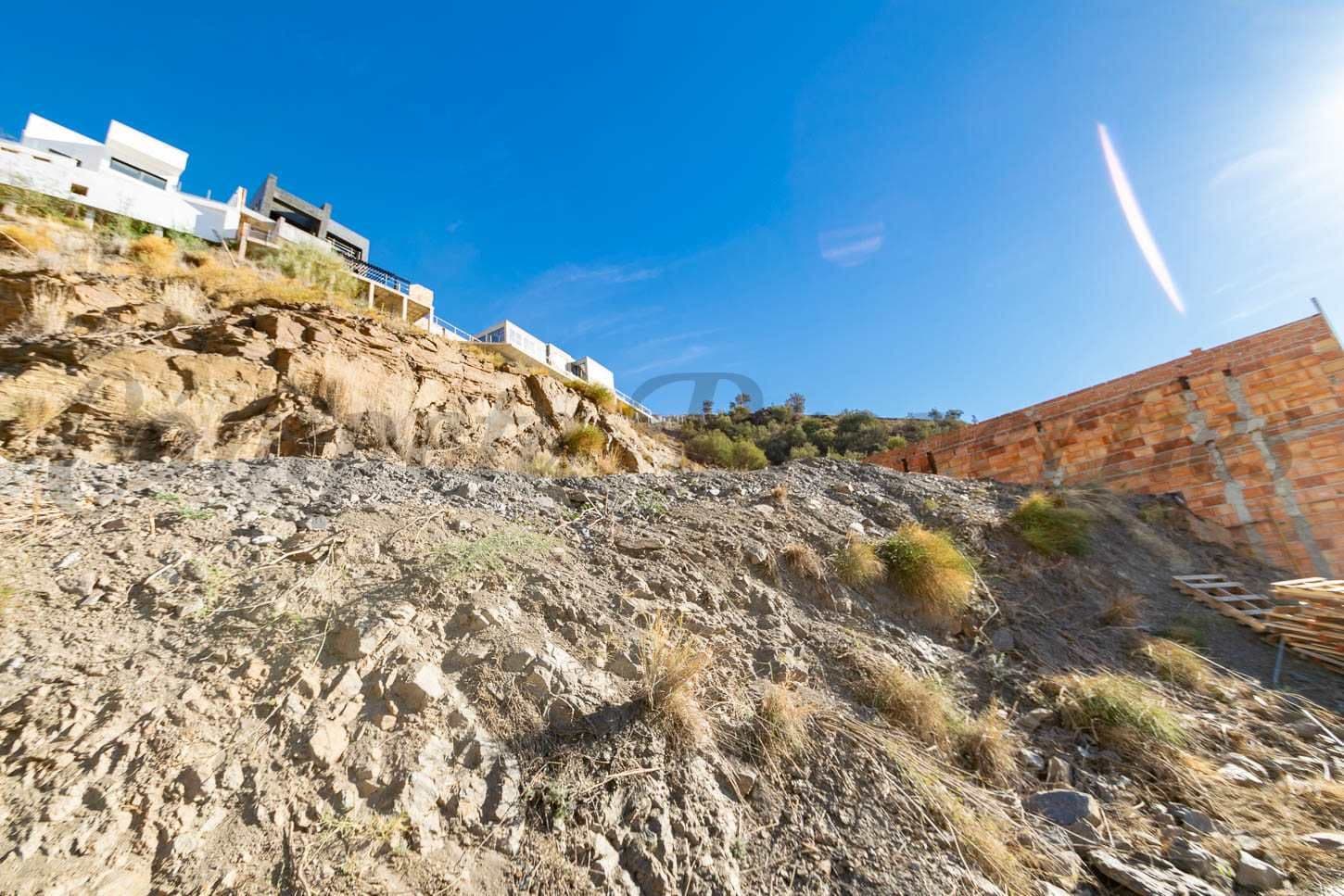 Foto 3 de 4 — Terreno Urbano en Torrox-Costa · Torrox-Costa
