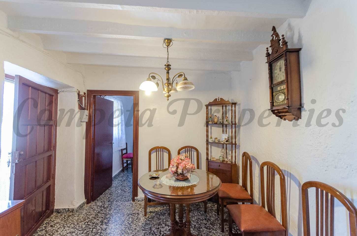 Foto 3 de 8 — Casa en Canillas de Aceituno · Canillas de Aceituno