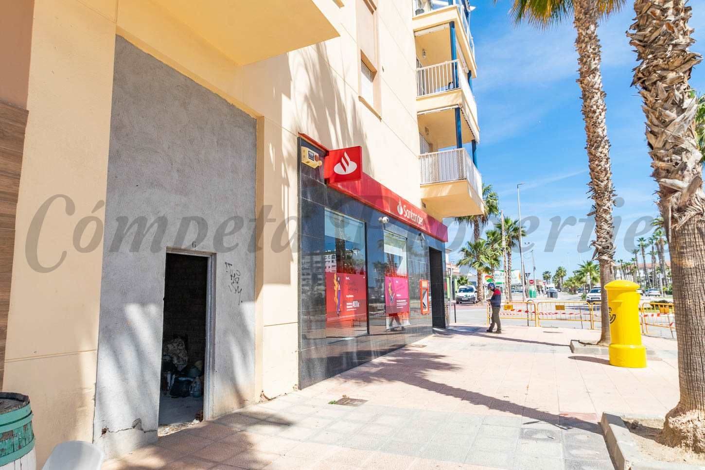 Kommersiell Lokal i Torrox · Torrox