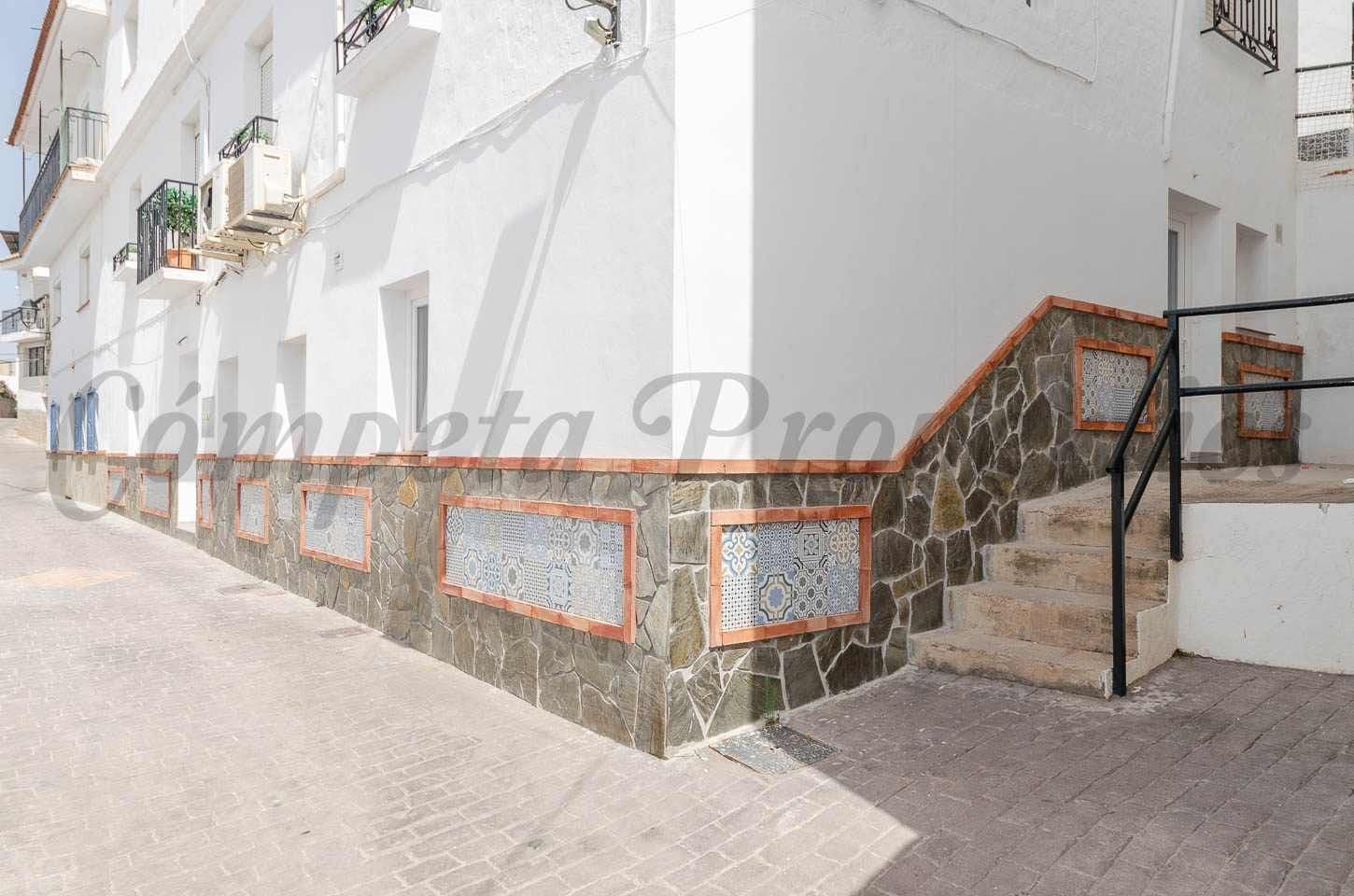 Foto 3 de 19 — Apartamento en Cómpeta · Cómpeta