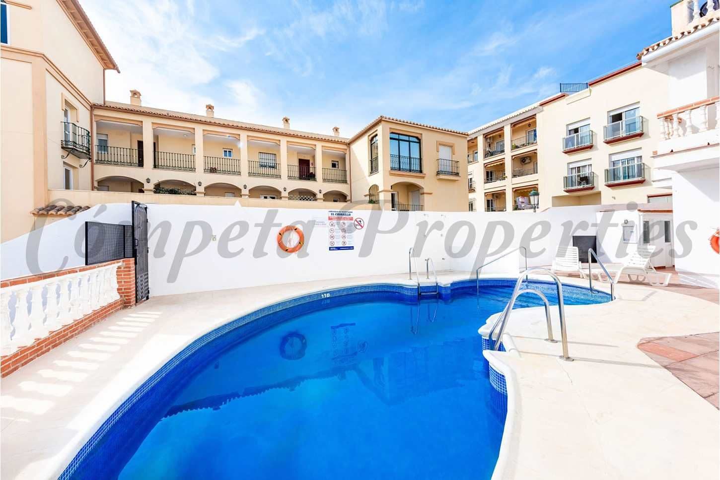 Photo 1 of 12 — Apartment in Frigiliana · Frigiliana