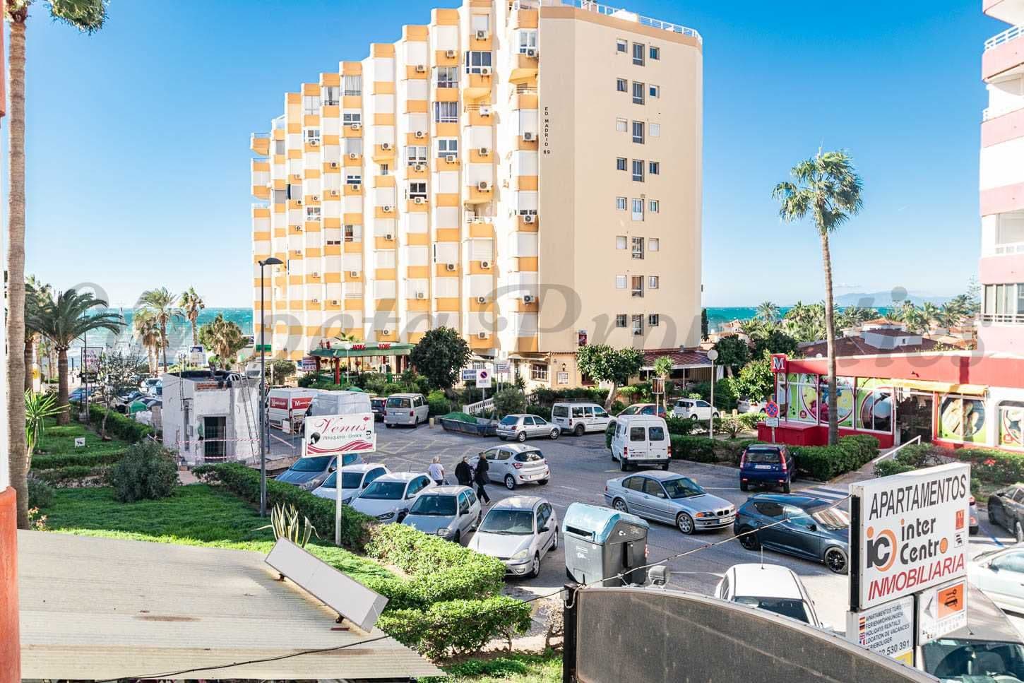Photo 3 of 12 — Apartment in Torrox · Torrox