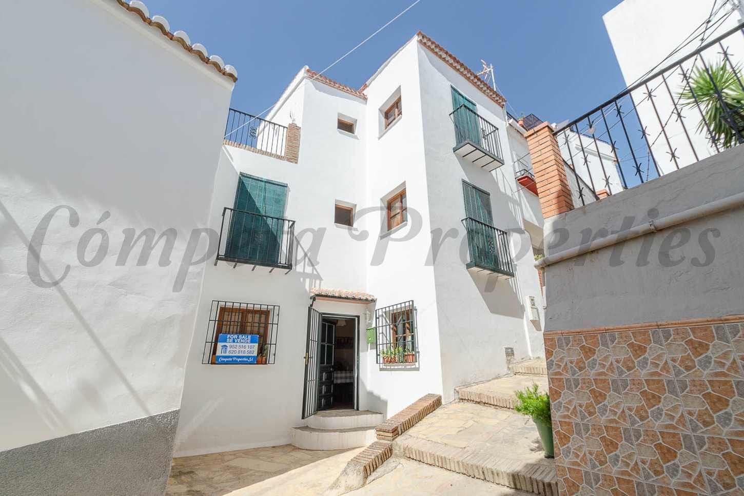 Casa en Árchez · Árchez