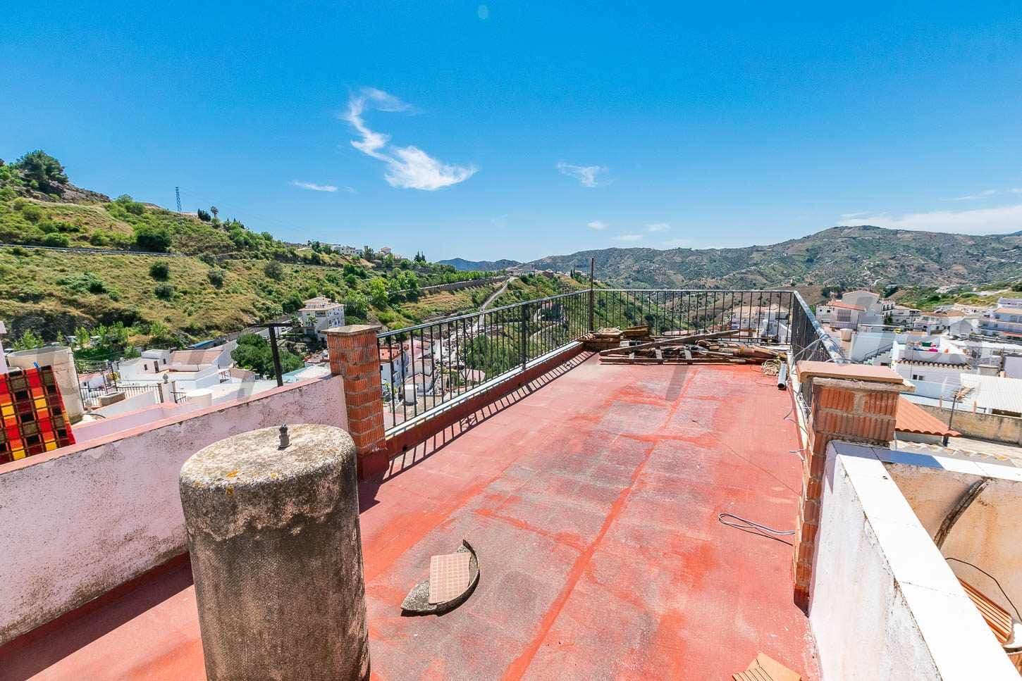 Foto 3 de 16 — Casa en Cómpeta · Cómpeta