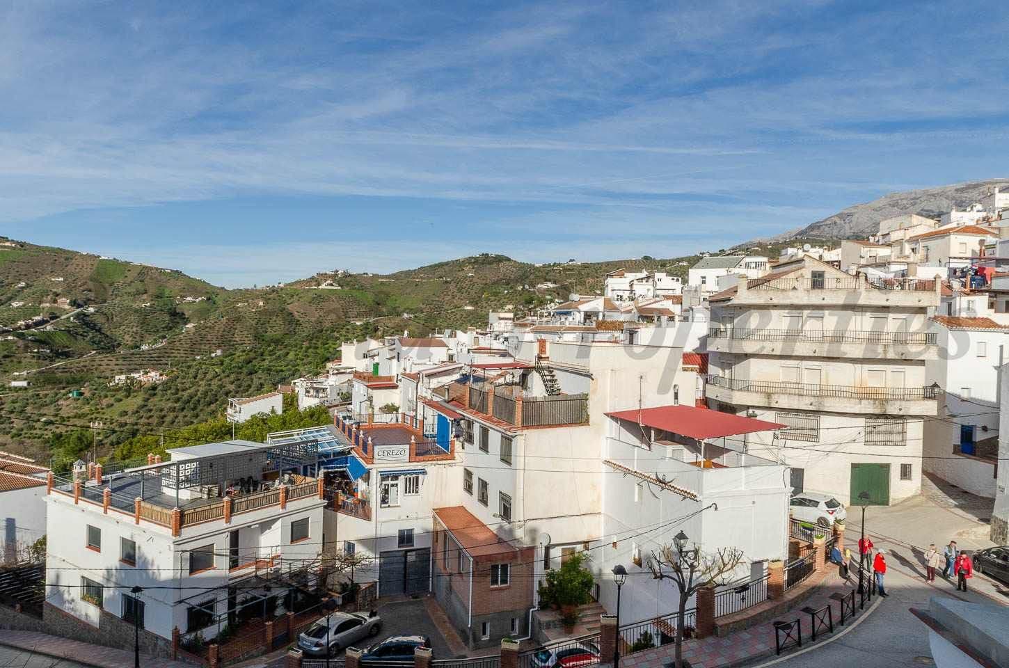 Huis in Canillas de Albaida · Canillas de Albaida