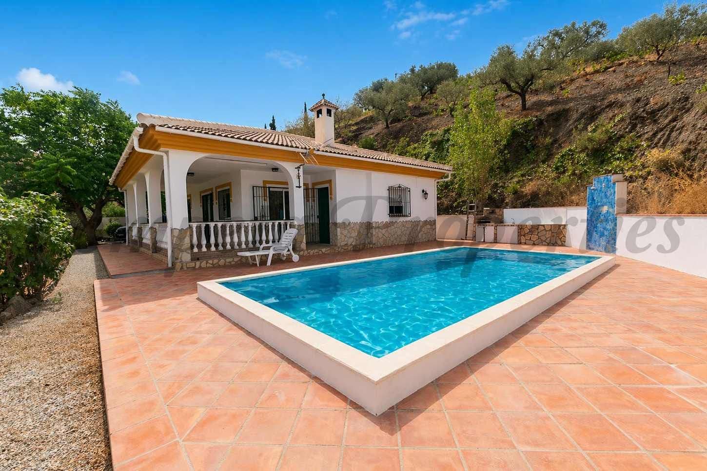 Casa de Campo en Árchez · Árchez