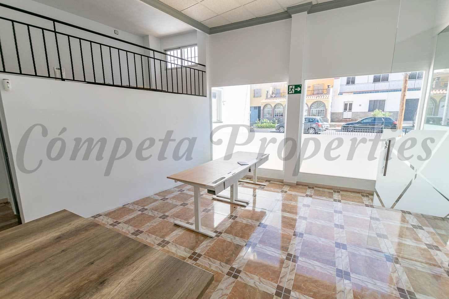 Gewerbeimmobilie in Cómpeta · Cómpeta
