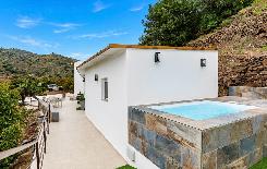 RCP231, Country Property in Sayalonga