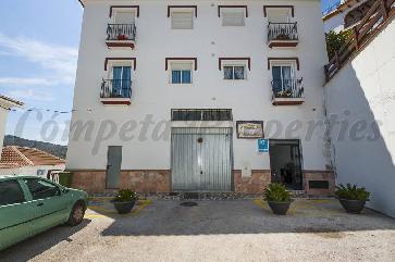 Apartment in Canillas De Albaida