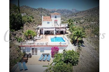 Country Property in Torrox-Costa