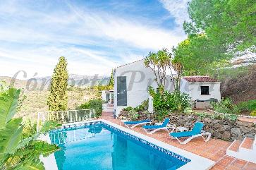 Country Property in Cómpeta