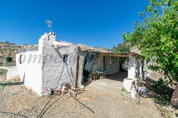 Country Property in Sedella