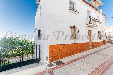 Townhouse in Canillas de Albaida