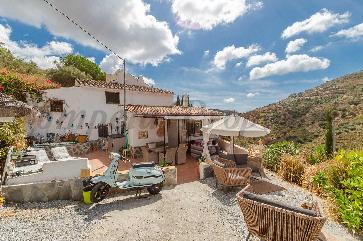 Country Property in Cómpeta