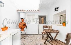 TH1255, Radhus i Corumbela