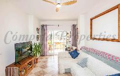 NAP077, Apartment in Frigiliana